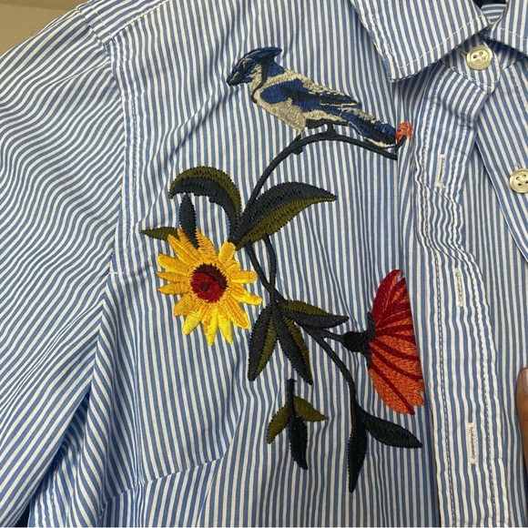 Talbots embroidered blue striped dress shirt, Size XS - Picture 8 of 9